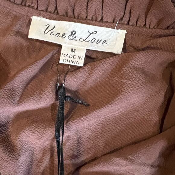 Vine & Love Dress Brown Ruffle sleeves and skirt with tie front - Picture 6 of 9